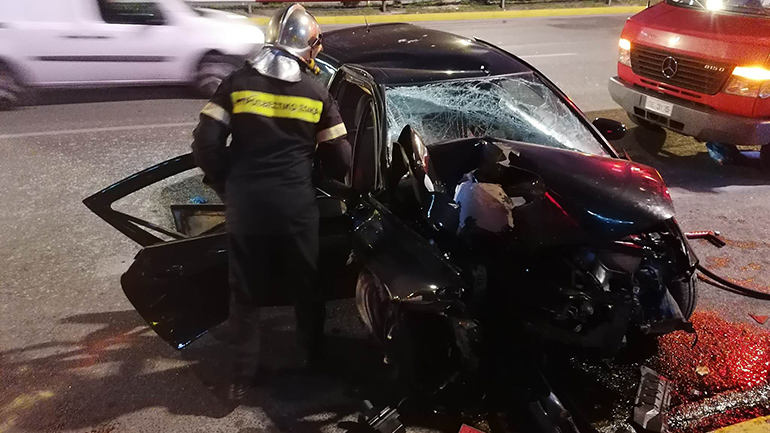 Σοβαρό τροχαίο στη λεωφόρο Συγγρού